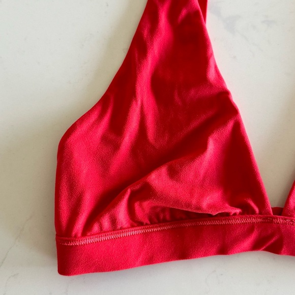 lululemon wundermost triangle bralette - Picture 5 of 15